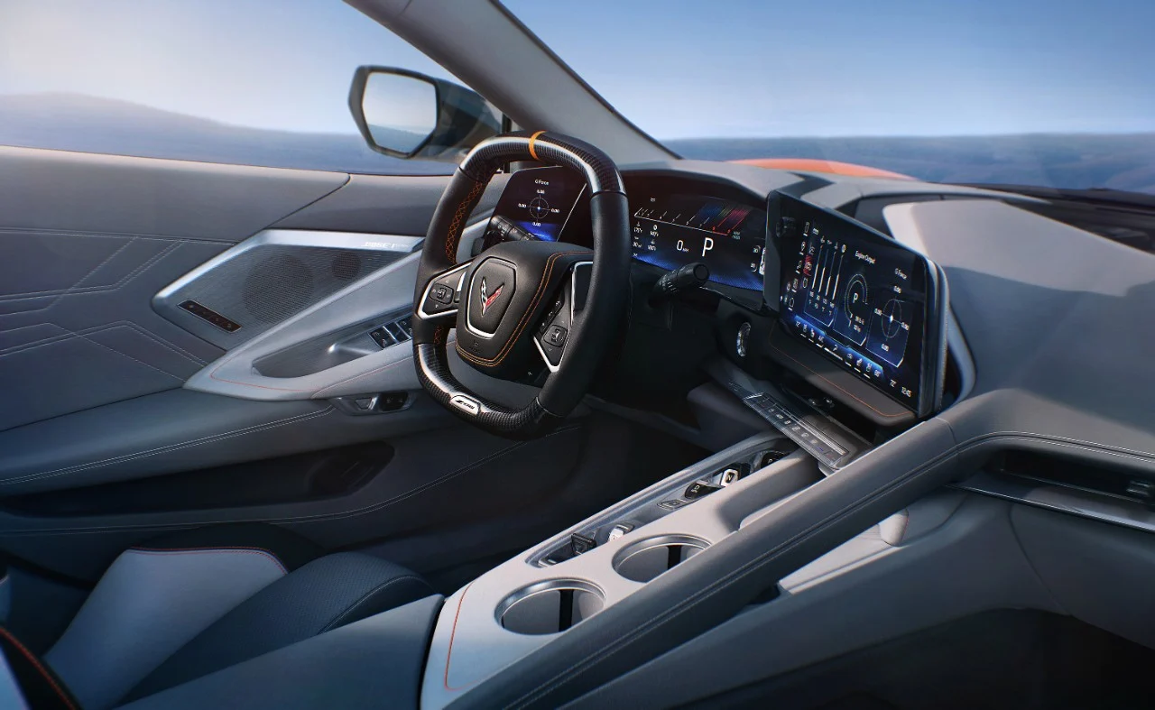 Interior do Chevrolet Corvette Z06 de 2026, em imagem oficial da Chevrolet. Não é o hipotético Z06X.