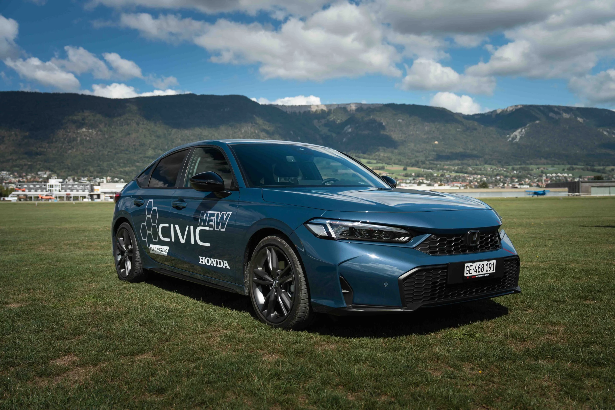 O Honda Civic e:HEV MY27, na versão atualizada com S+ Shift.