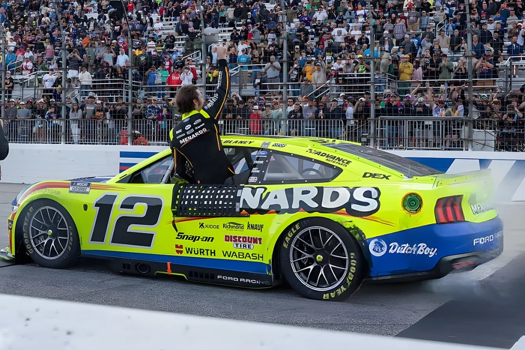 Ryan Blaney vence no NASCAR Cup em new hampshire após recuperação