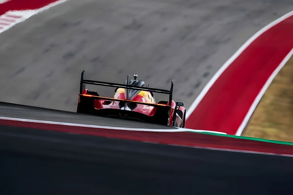 Antonio Giovinazzi lidera primeiro treino livre do WEC em Austin pela Ferrari