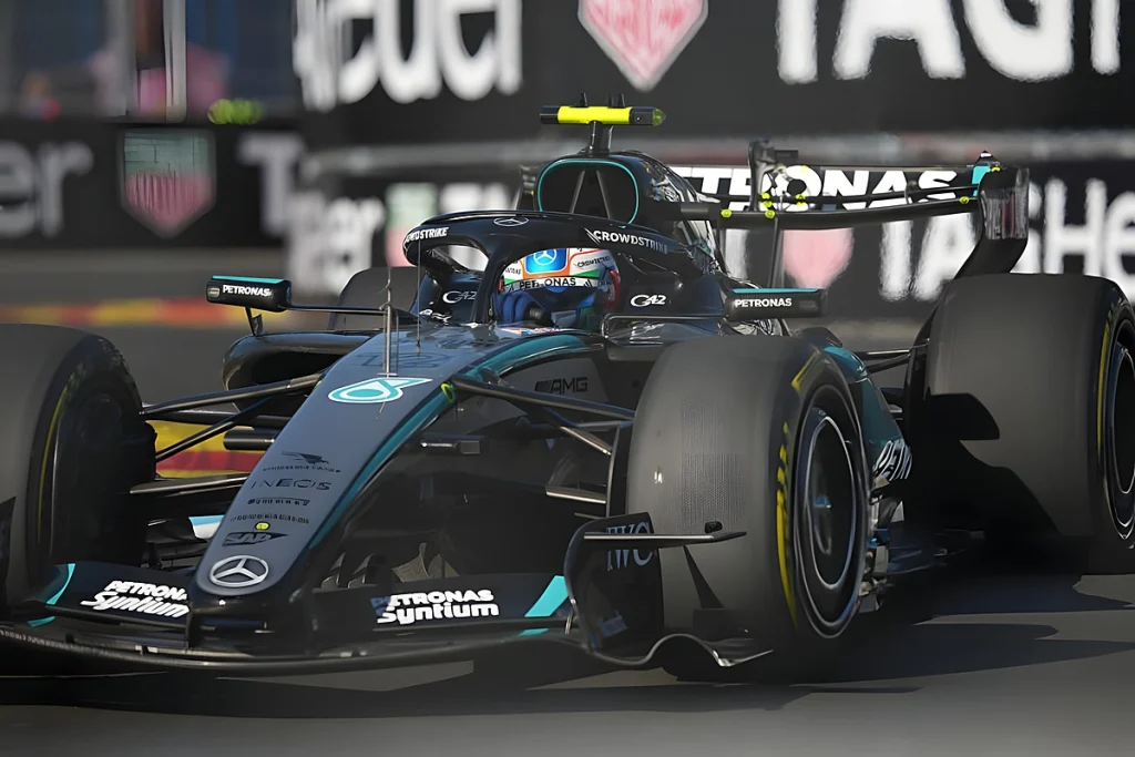 Kimi Antonelli liderou a segunda sessão de treinos livres no GP de espanha com acidente de lindblad