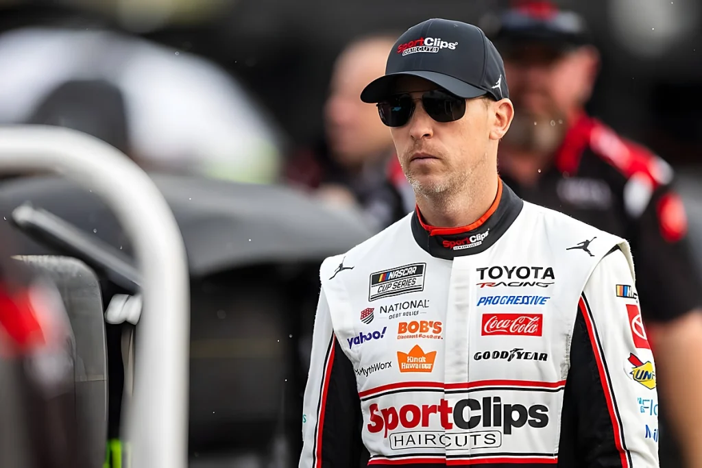 Denny Hamlin exige suspensão de um ano na NASCAR após ataque a Corey Heim