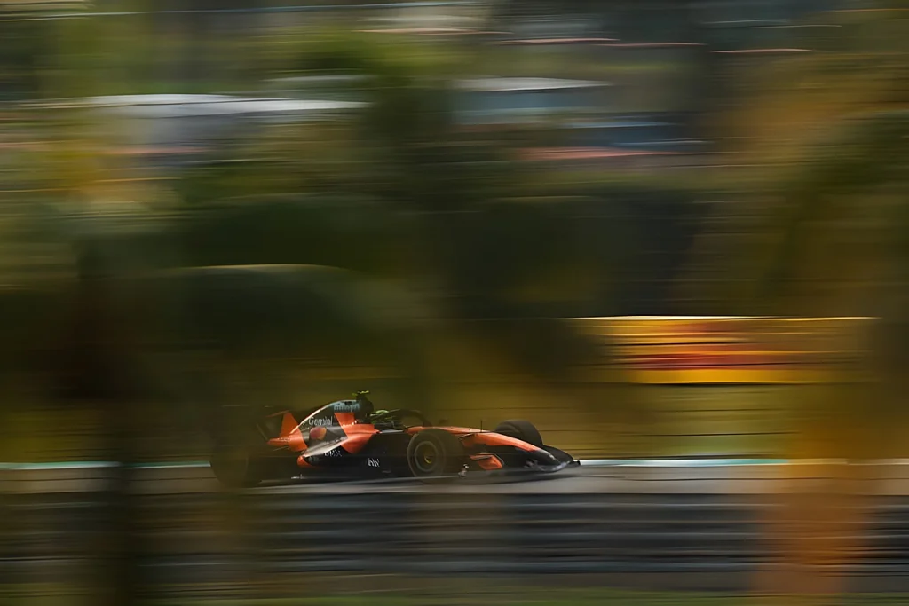 McLaren defende unidades de potência da F1 apesar de críticas dos pilotos