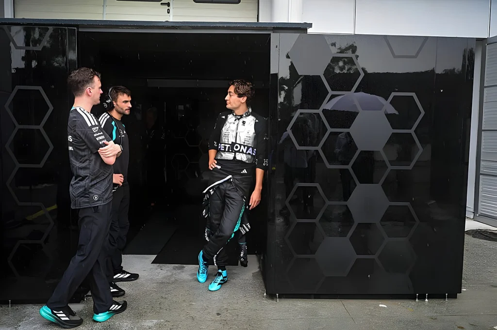 George Russell vai começar o GP de Singapura na última posição