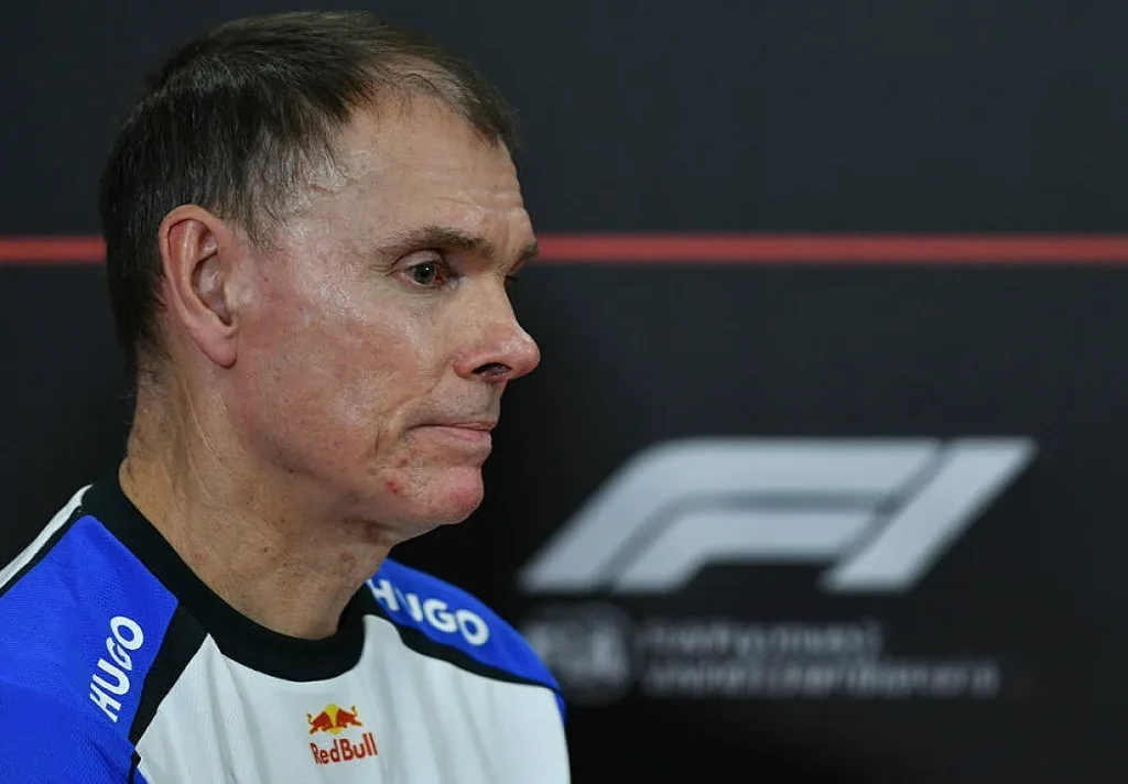Alan Permane rejeita críticas de Verstappen a Lawson no México