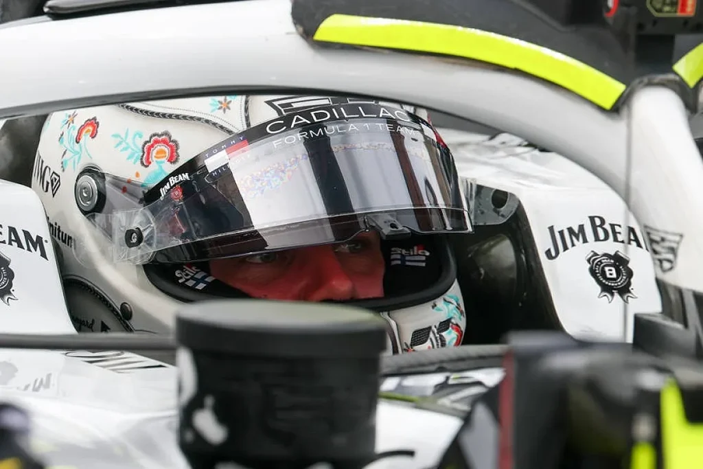 Bottas falha media day no México por doença, diz a Cadillac
