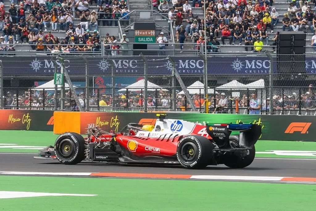 Hamilton rejeita vantagem do turbo da Ferrari no México