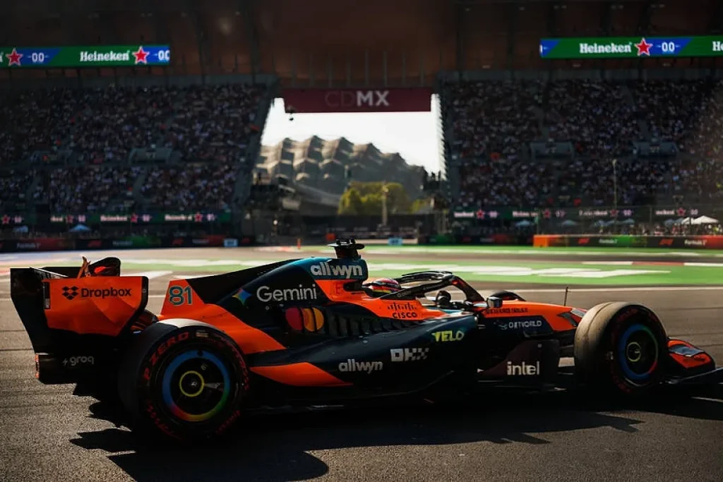 Piastri eliminado em Q2 no México após aposta da McLaren