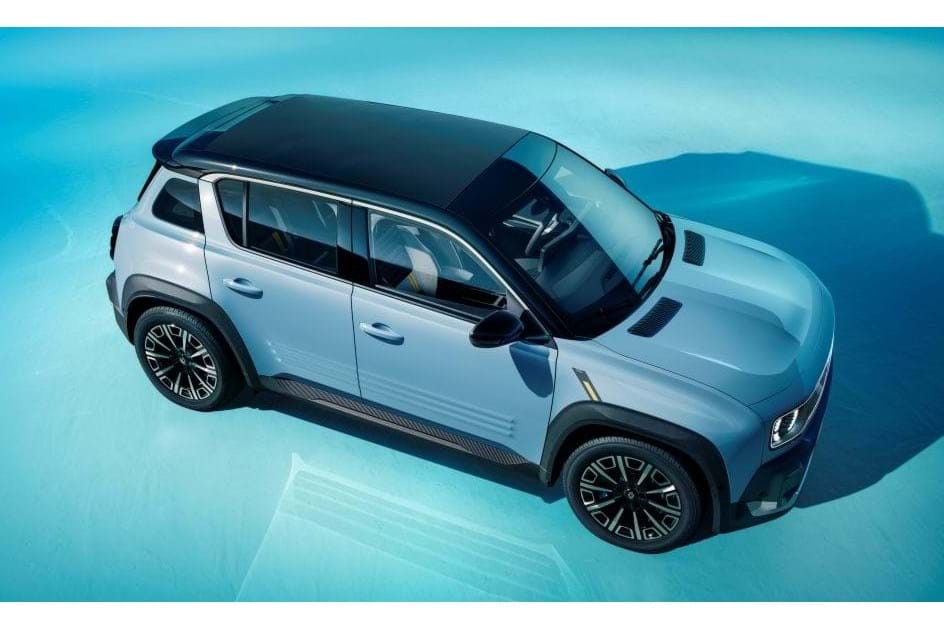 Renault 4 E-Tech Electric reforça autonomia e estreia versão mais acessível