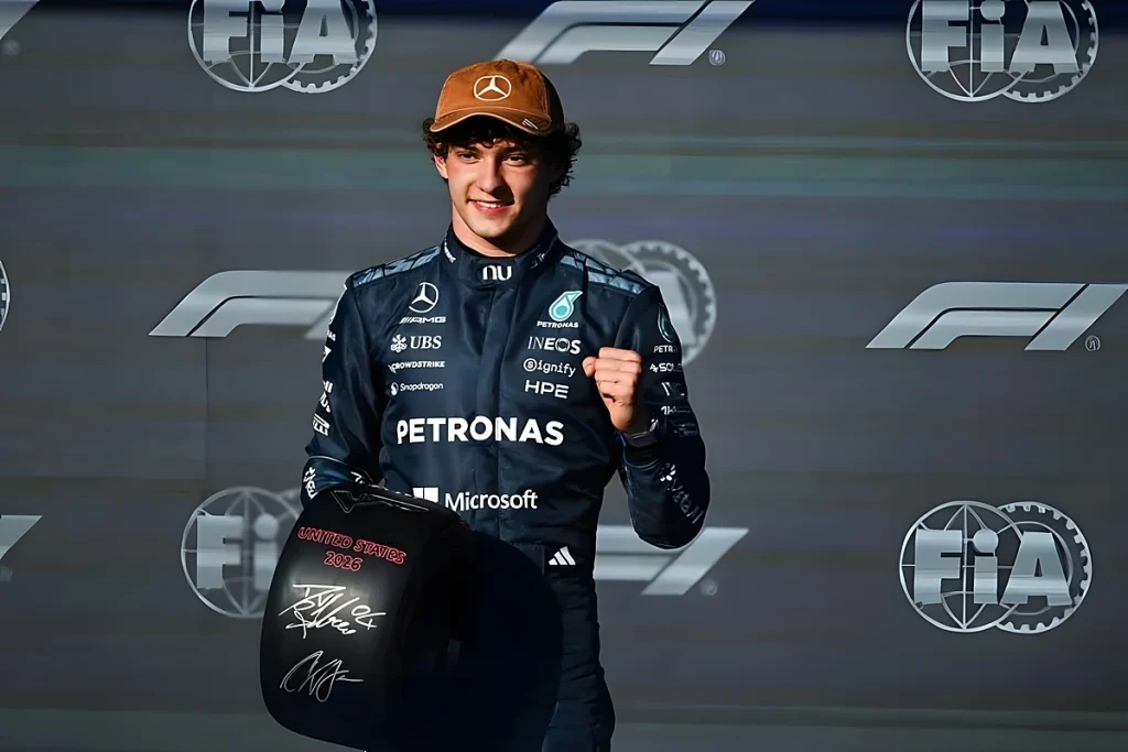 Kimi Antonelli surpreende Mercedes com pole na grelha do GP dos estados unidos