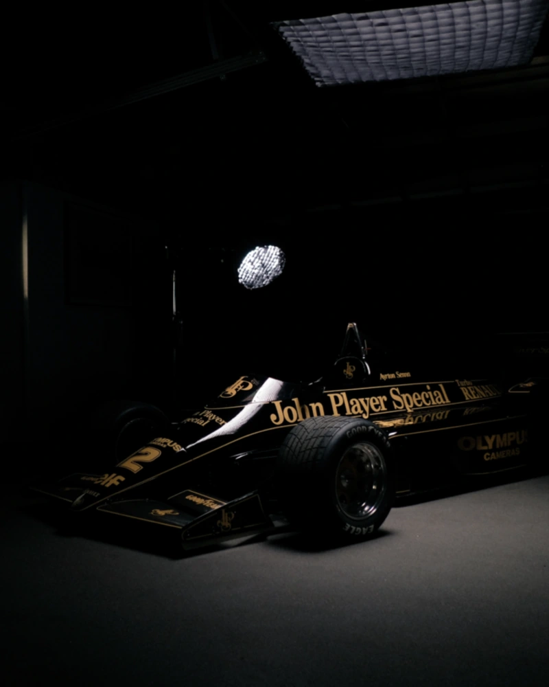Lotus Type 97T na galeria oficial da marca. A fotografia não documenta a exposição no Caramulo.