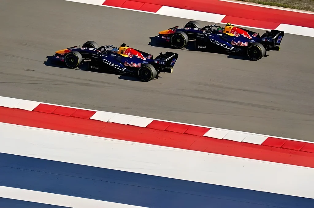 Max Verstappen ignora comentários de Hadjar sobre vantagem na Ferrari
