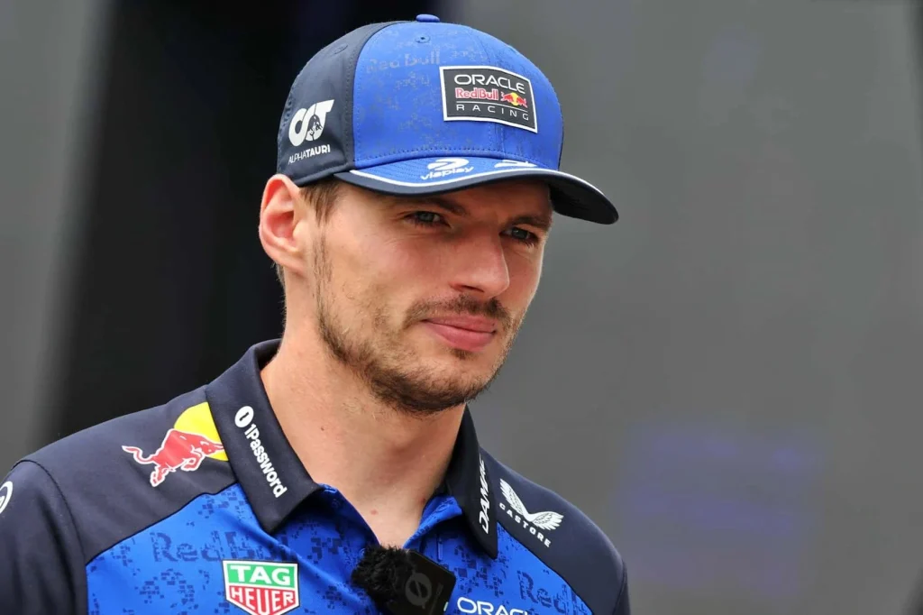 Nem sabem como funciona o motor, terá criticado Verstappen