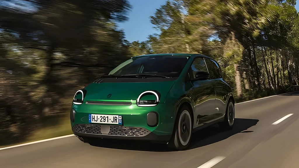 Nissan Wave: o “Twingo japonês” já anda na estrada e chega em 2027 por cerca de 20 mil euros