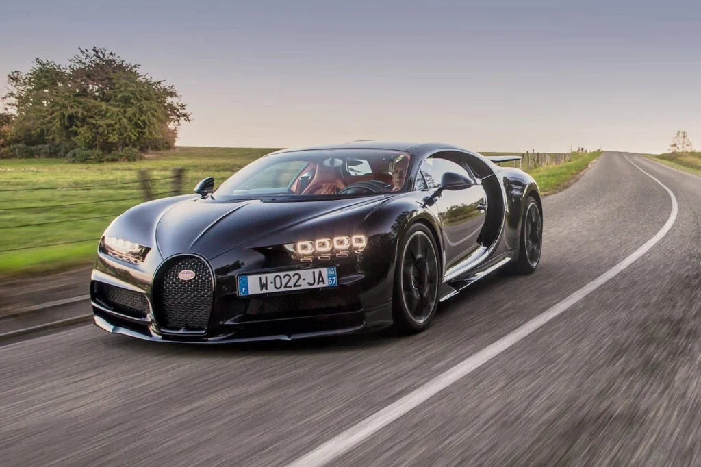 O Bugatti Chiron tinha 10 radiadores para arrefecer o W16
