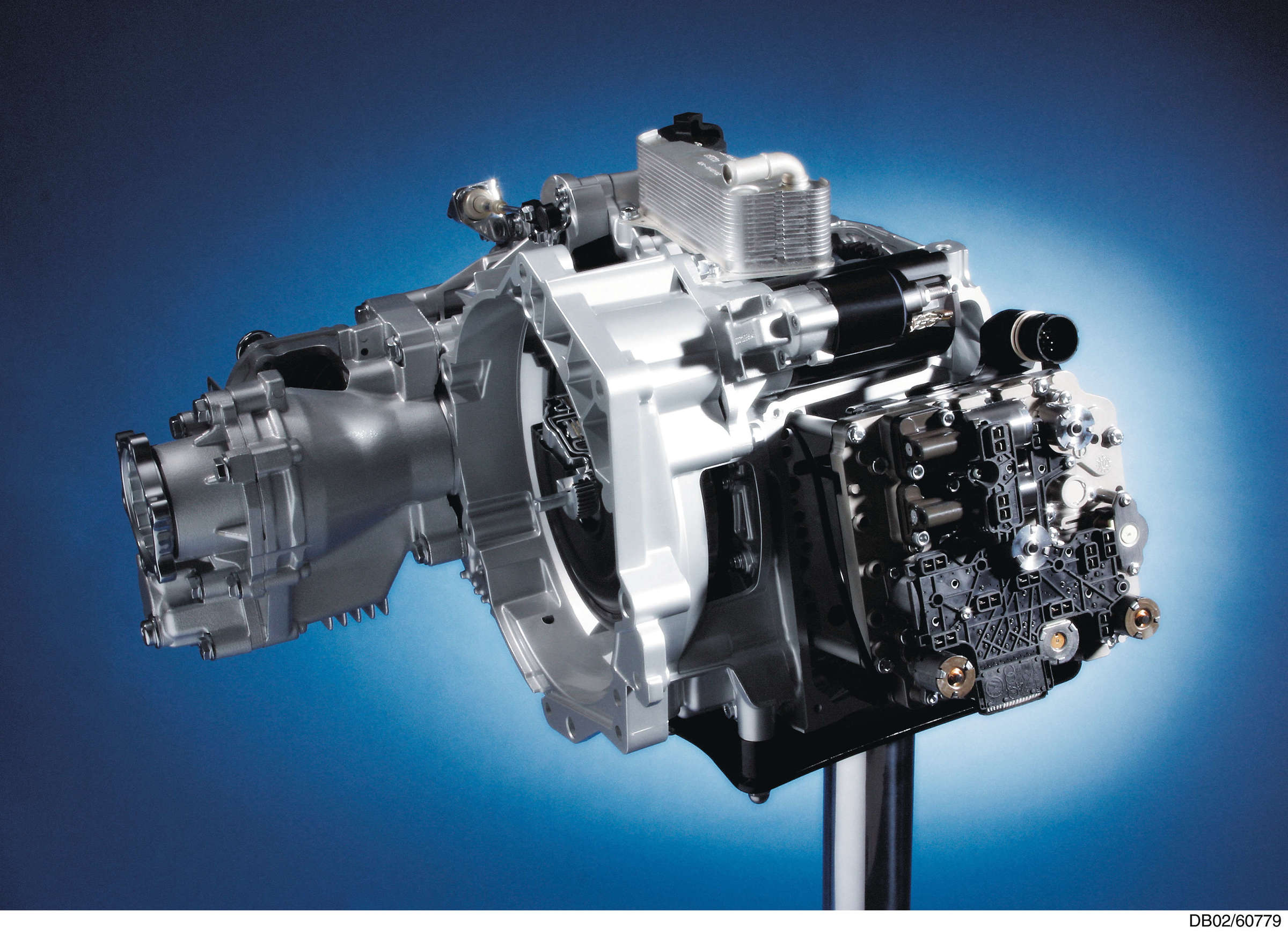 Imagem apenas representativa. Modelo em corte da caixa DSG de seis velocidades da Volkswagen, numa fotografia de arquivo de 2002 da marca.