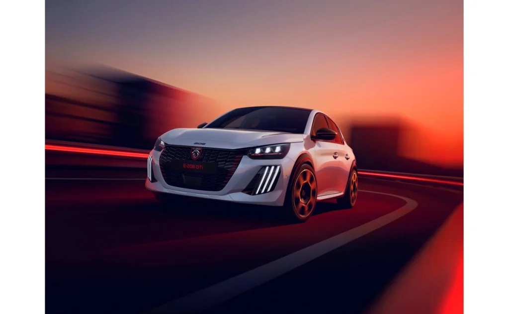 Peugeot e-208 previsto para o outono de 2027, diz a Inovev