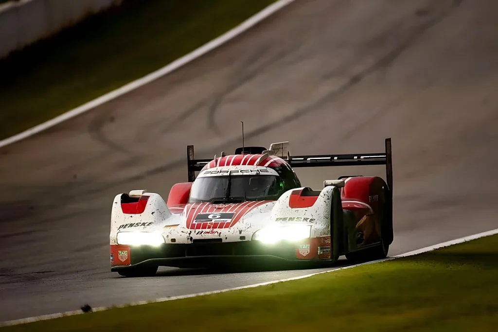 Porsche vai abandonar classe gtp da IMSA em 2027, Penske pode mudar para Cadillac