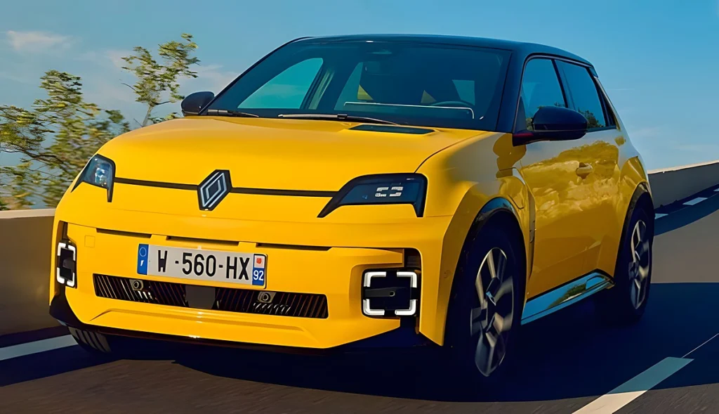 Renault 5 vai ficar ainda melhor: mais autonomia, mais equipamento e uma grande novidade a caminho