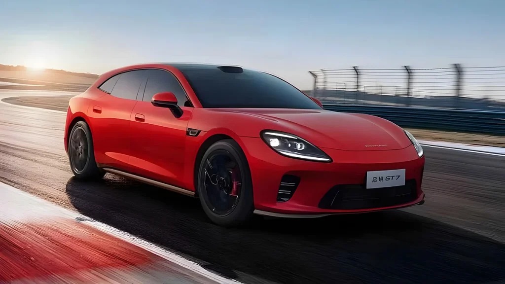 Um elétrico de 768 cv por 27 000 € na China: como é possível?