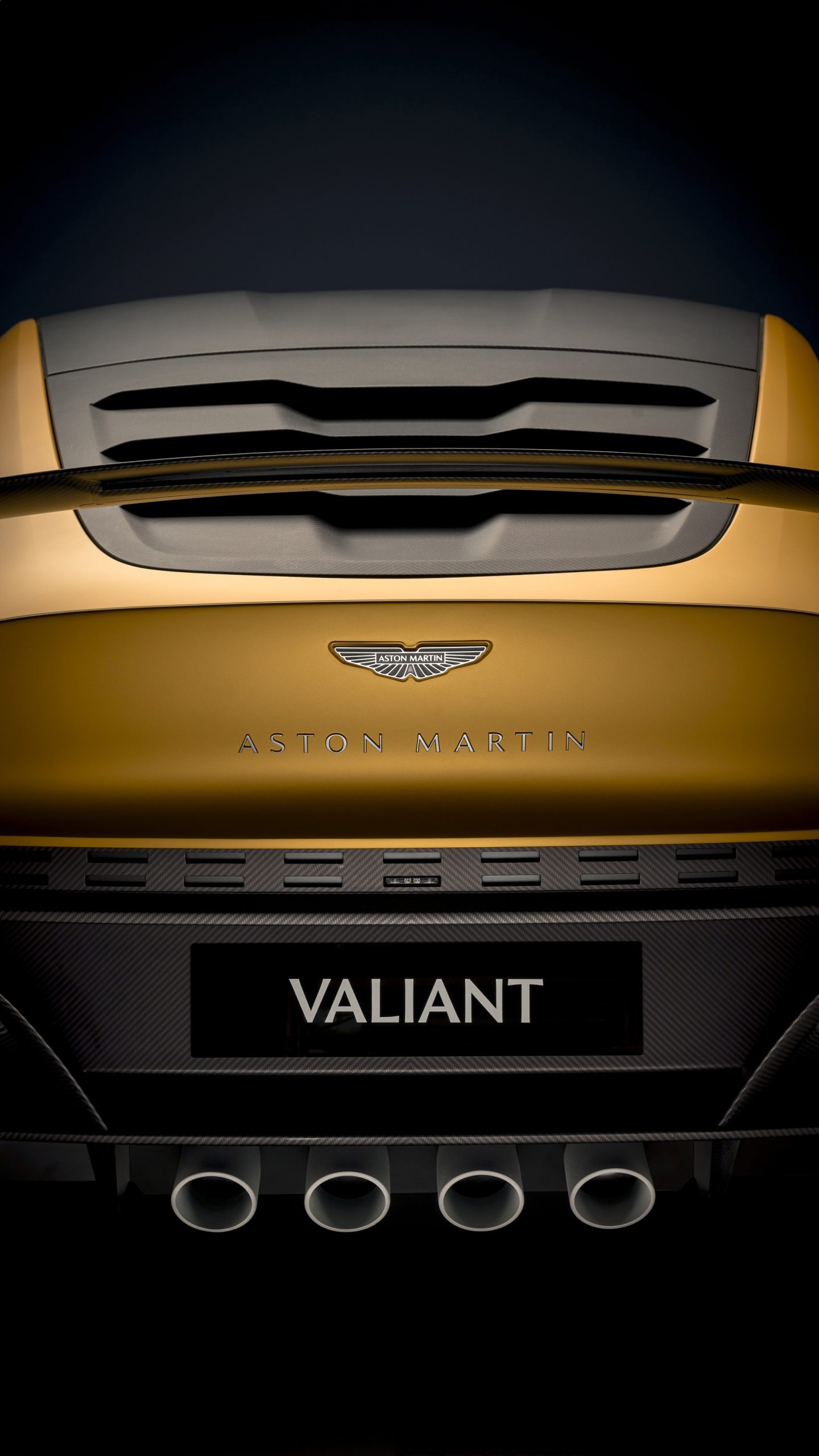 Aston Martin Valiant, edição especial de 2024, numa fotografia oficial da galeria do modelo.