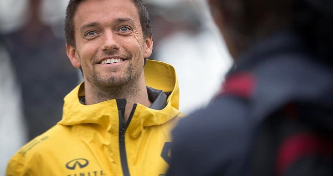 Jolyon Palmer alleges that Max Verstappen made questionable maneuvers against Lando Norris during the Austrian Grand Prix