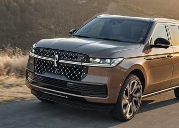 2025 Lincoln Navigator Debuts with Pricey Upgrades and High-Tech Interior