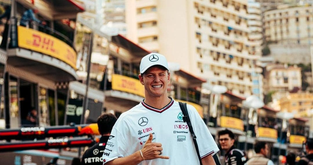 Mick Schumacher will continue to concentrate on returning to F1 until all opportunities are exhausted.