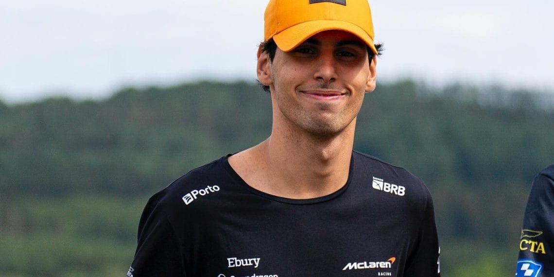 “He’s done” – Gabriel Bortoleto predicts Sergio Perez exit from Red Bull F1