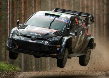 Evans beats Neuville in thrilling Finland race
