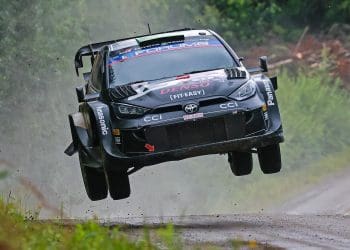 Evans was delayed leaving service by 16 minutes.