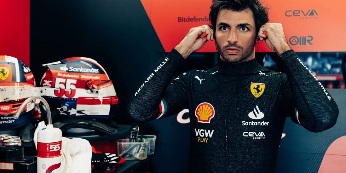 Carlos Sainz continua a apontar a futuro na Ferrari: ‘A equipa trabalha na direção certa’