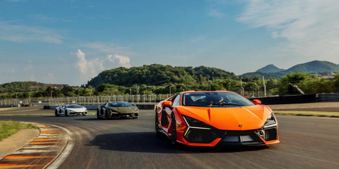 2024 Lamborghini Esperienza Corsa Kicks off at the Zhejiang International Circuit