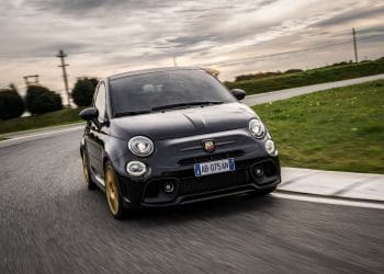 Abarth celebra 75 anos com edição especial e limitada do 695
