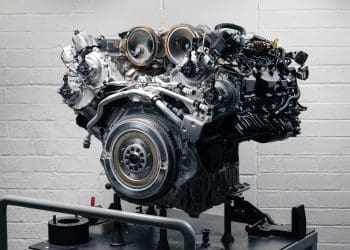 Bentley vai substituir motor W12 por V8 híbrido