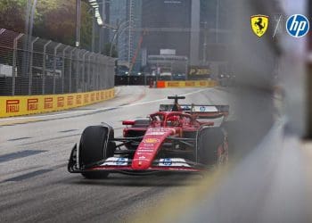 Charles Leclerc Shines in Dusty Singapore with Norris very close: Red Bull Struggles to Keep Up