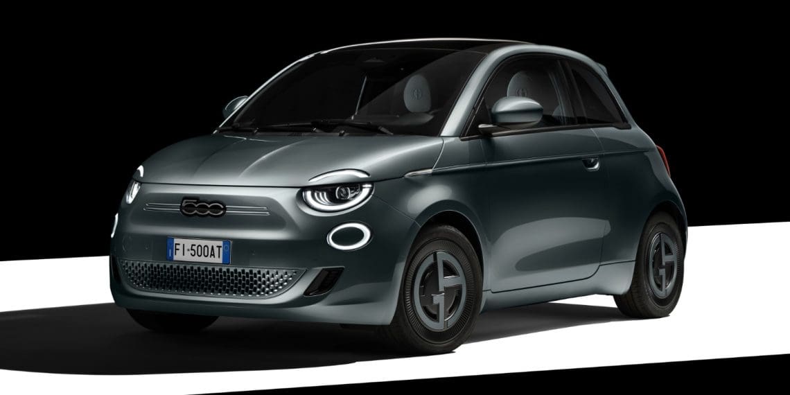 Fiat 500e ganha edição especial Giorgio Armani