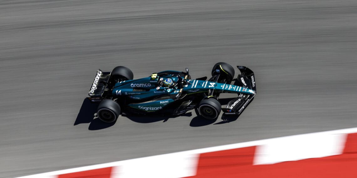 Fernando Alonso explica melhoria de rendimento na corrida dos EUA