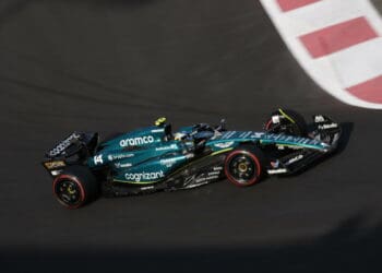 Aston Martin diz «sim» a renovar com Fernando Alonso