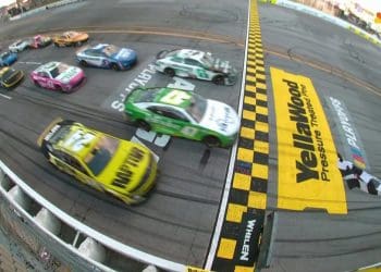 Stenhouse Jr. Edges Out Keselowski in Talladega Thriller, as Late-Block Shock Seals Victory