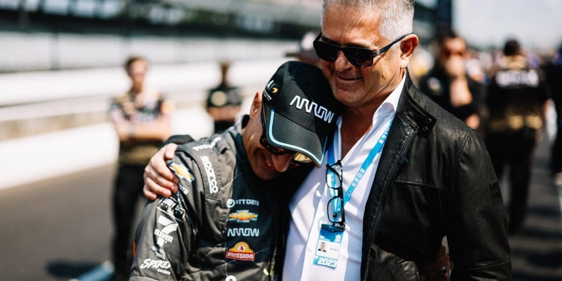 Morreu Gil de Ferran, vencedor das Indy 500 e diretor da McLaren na F1