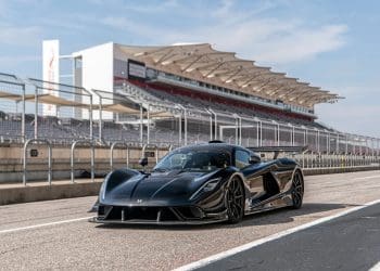 Venom F5 Revolution bate novo recorde de velocidade