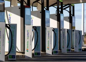 Iberdrola e bp pulse criam empresa para instalar 5000 postos de carregamento na Península Ibérica até 2025