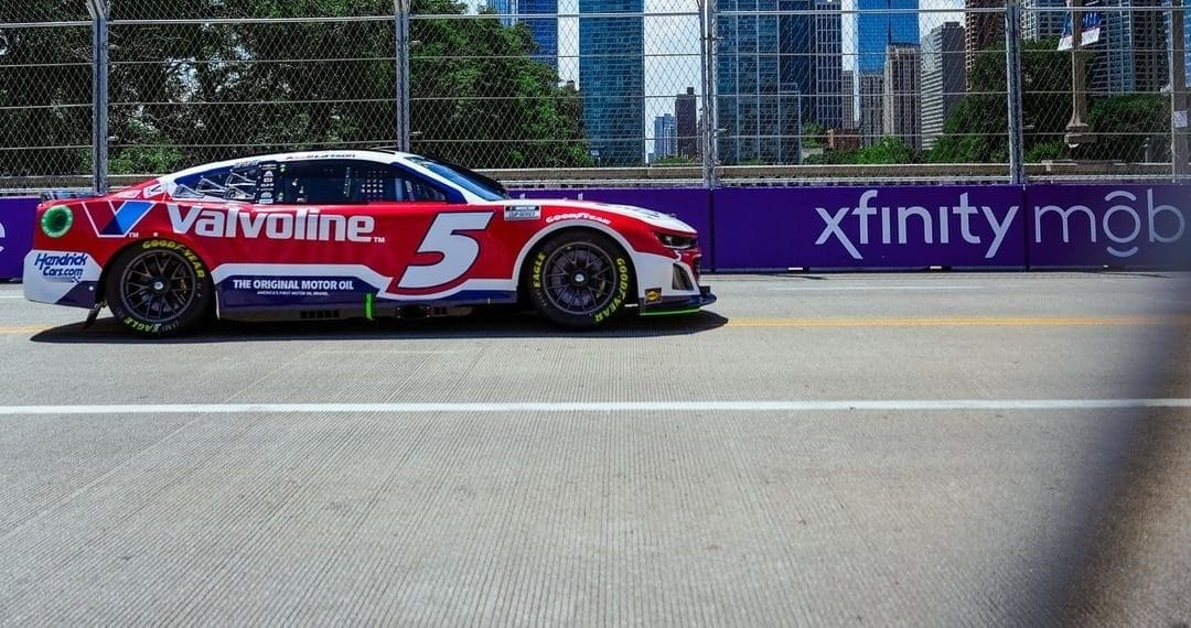 Chipper Jones Backs Kyle Larson or William Byron for 2024 NASCAR Cup Championship