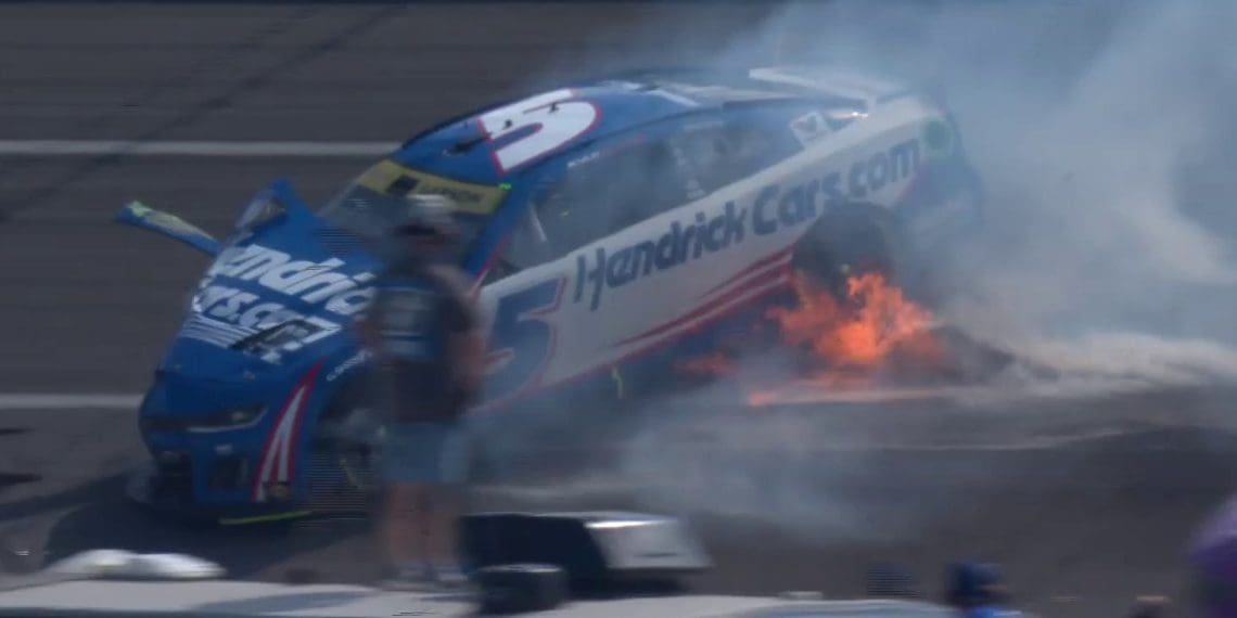VIDEO – Kyle Larson’s Playoff Dreams Derailed by Huge Wreck in Stage One at Atlanta