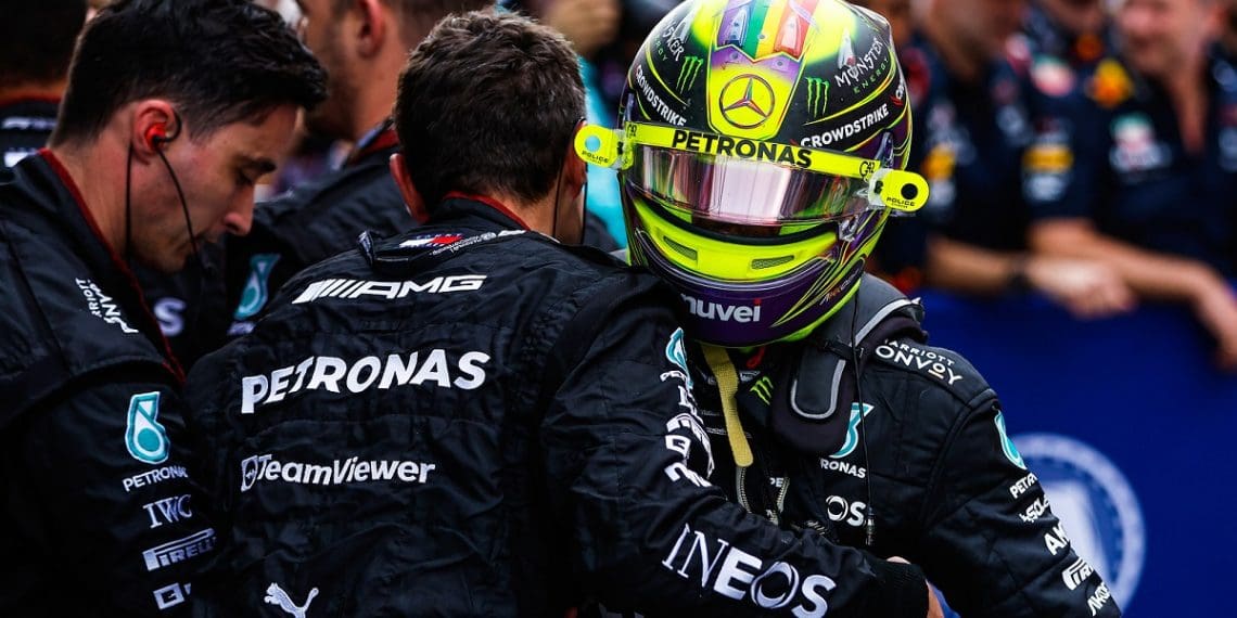 Bernie Ecclestone: ‘Espero que Lewis Hamilton consiga o oitavo título’