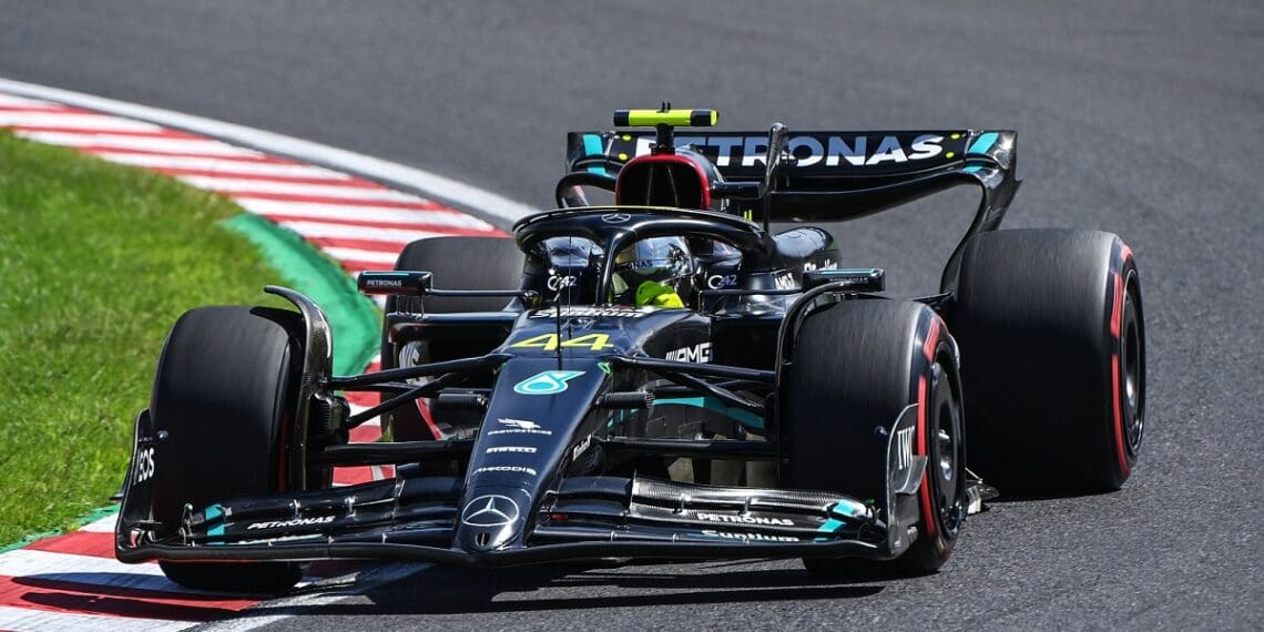 Mercedes precisa dos melhores seis meses de desenvolvimento até 2024, salienta Lewis Hamilton