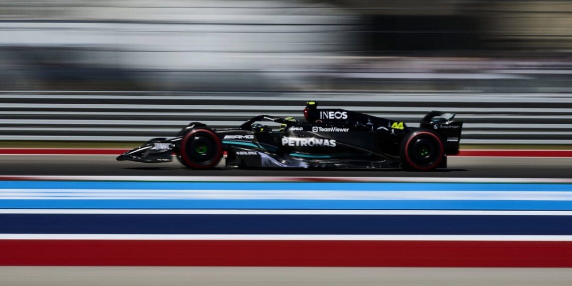 Lewis Hamilton: ‘Ficámos um passo mais próximos da frente’