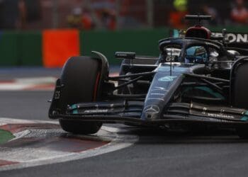 George Russell: ‘Mostrámos sinais de ter um ritmo forte em alguns momentos’