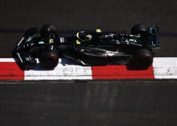 Lewis Hamilton: ‘O carro foi um pesadelo de pilotar’